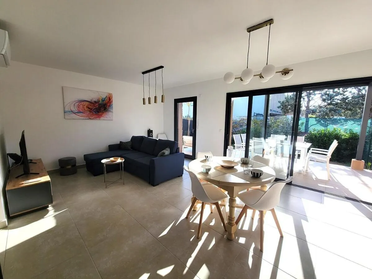 Cottage De Villepey, Villa Near Beach, Swimming Pool Frejus Holiday home